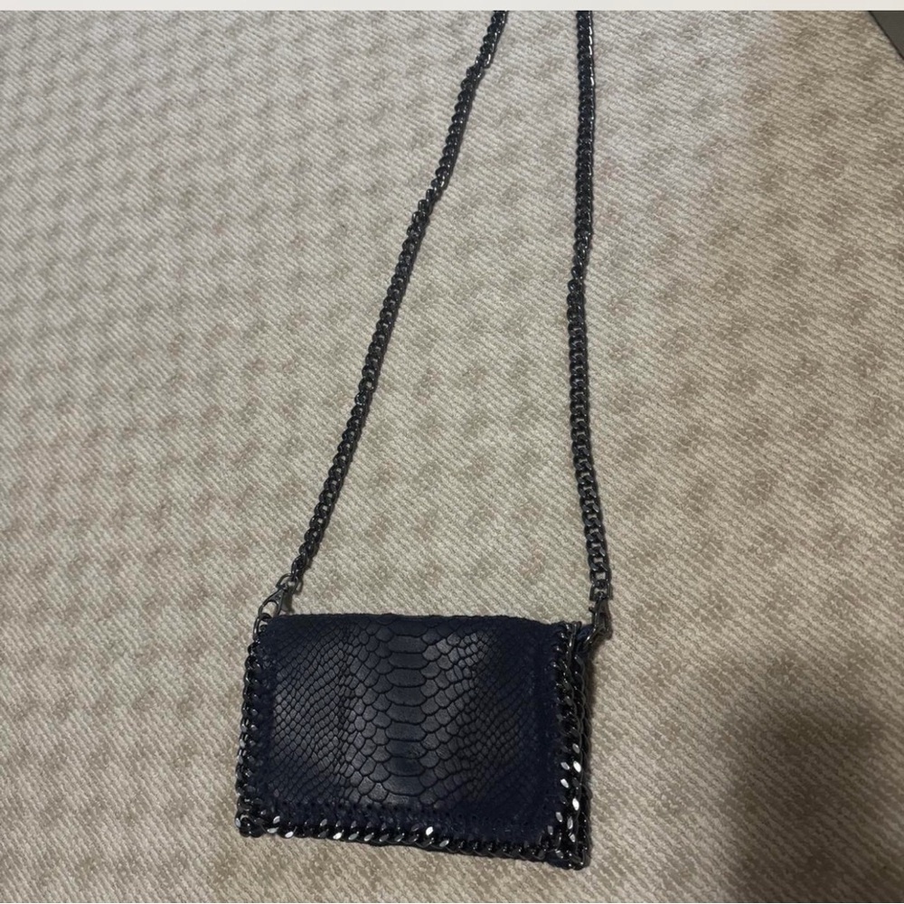 Stylish Black Chain Shoulder Bag